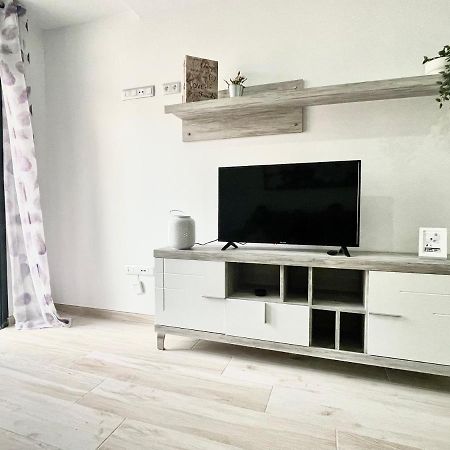 Island Suites Arona  Exterior foto