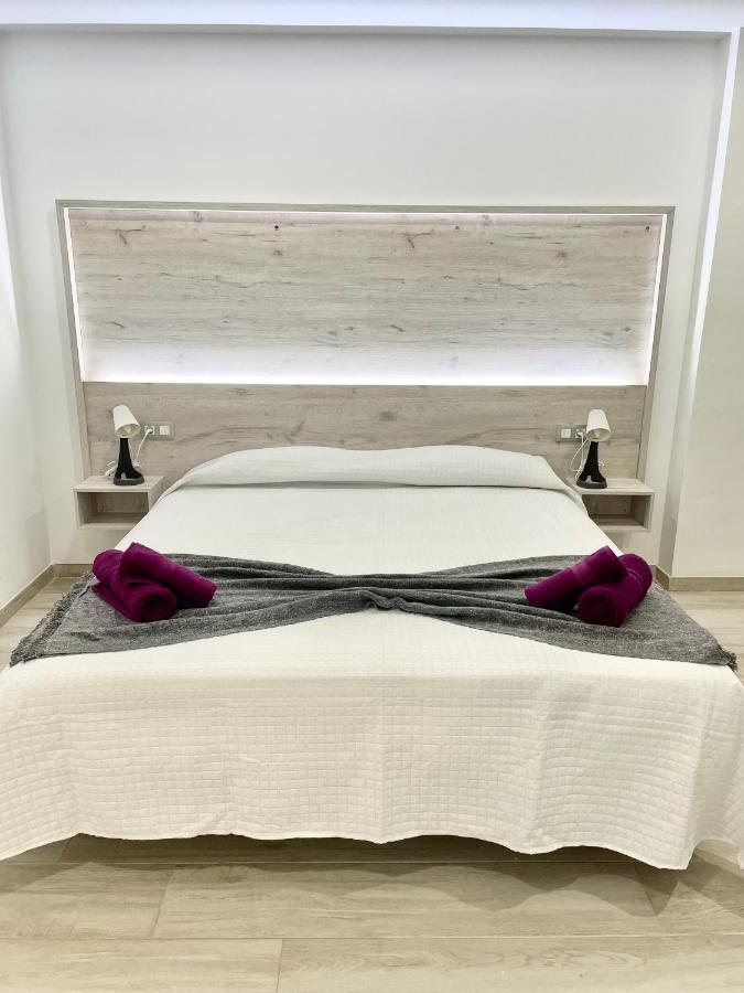 Island Suites Arona  Exterior foto